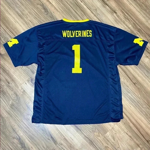 University of minchigan wolverines Jersey - Picture 1 of 3